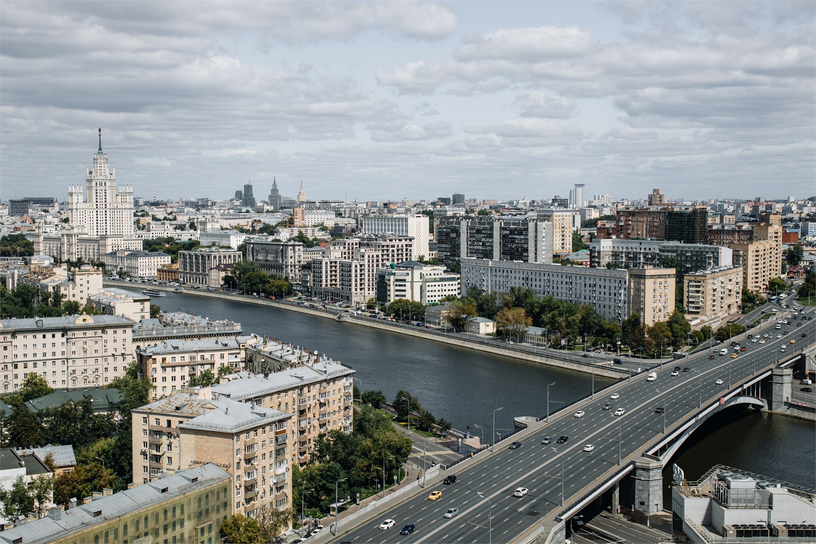 Swissôtel Красные Холмы Москва