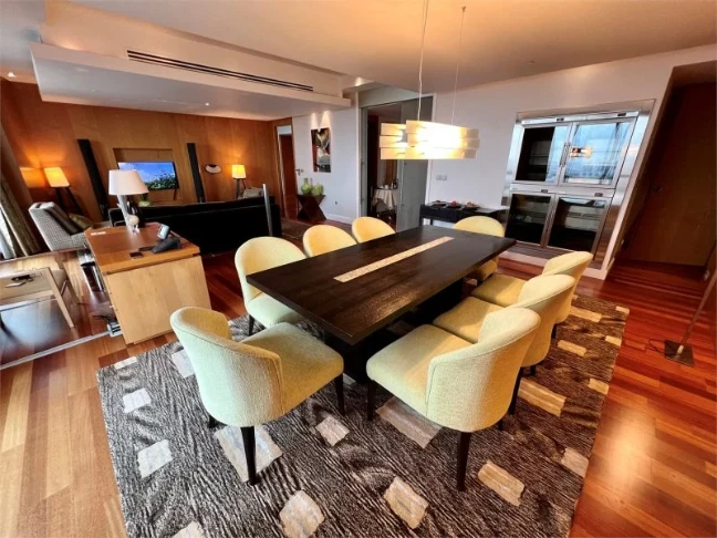 Swiss Executive Lounge