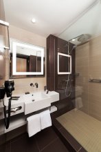 Standard Room - with 2 single beds: Photo 2