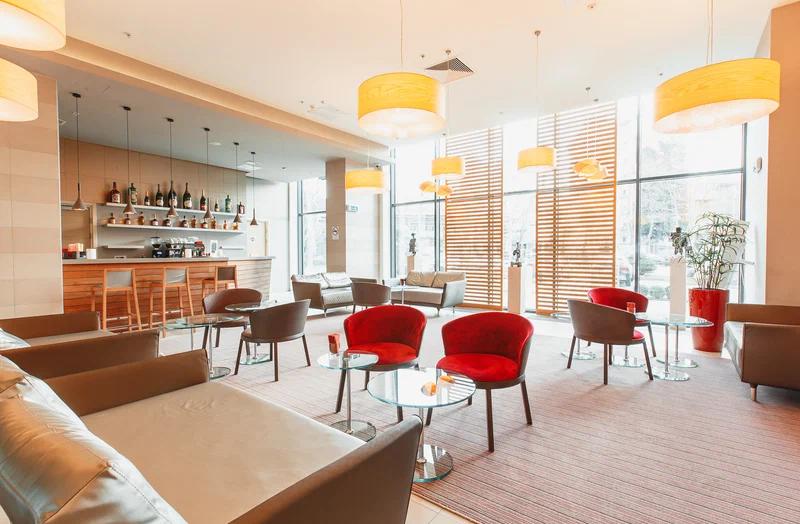 Lobby Bar