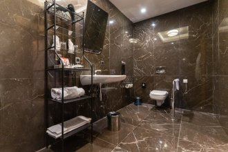 Улучшенный номер, для маломобильных - с двуспальной кроватью: Фотография 5