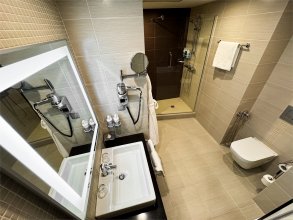 Suite - with a double Bed: Photo 10