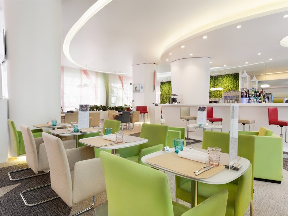 Fusion Restaurant and Bar
