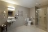 Accessible Suite: Photo 5
