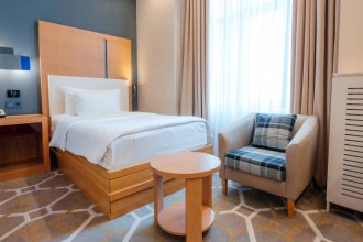 Superior Room, Side Mountain View - with 2 Single Beds: Photo 5