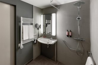 Апартаменты, одна спальня - с двуспальной кроватью: Фотография 4