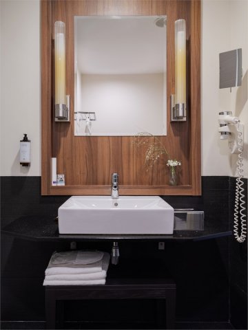 Classic Room - with 2 single beds: Photo 7