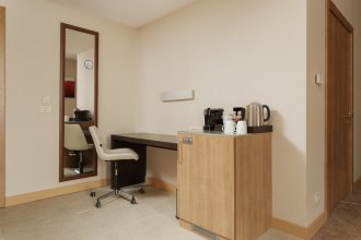 Accessible Suite: Photo 4