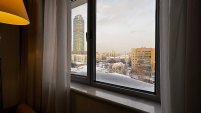 Standard Room - with one double bed with a view of the city: Photo 4