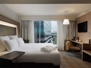 Superior room, for people with limited mobility - with a double bed, city view: Photo 2