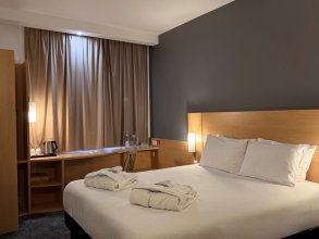 Superior Room - with a double bed: Photo 1