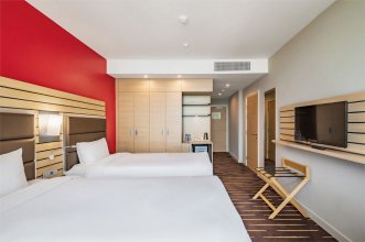 Classic Room with Sea View - with 2 single Beds: Photo 2