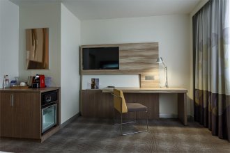 Superior Room with Double Bed and Sofa: Photo 4
