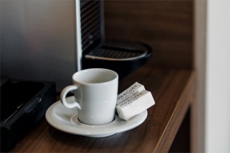 Номер Привилегия Люкс - c большой двуспальной кроватью: Фотография 7