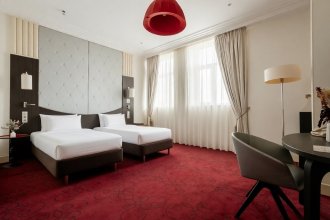 Classic Room - with 2 single beds: Photo 5