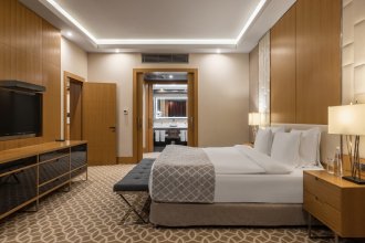 Номер Люкс - с двуспальной кроватью: Фотография 4
