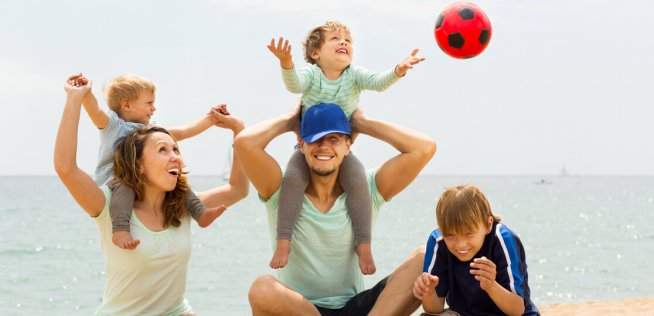 The best places to stay with children in the summer: where you can have a good rest with a child in Russia