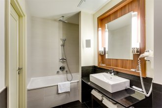 Suite - with a double bed: Photo 2