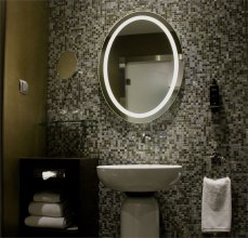 A Classic non-smoking  room for guests with reduced mobility: Photo 1