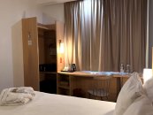 Superior Room - with a double bed: Photo 7