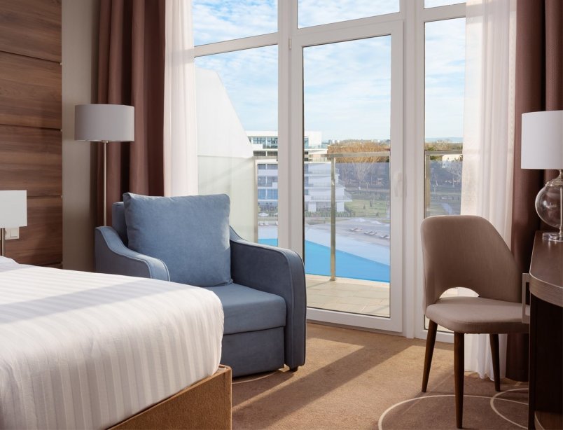 Deluxe Room with Balcony and Pool View - with Double Bed