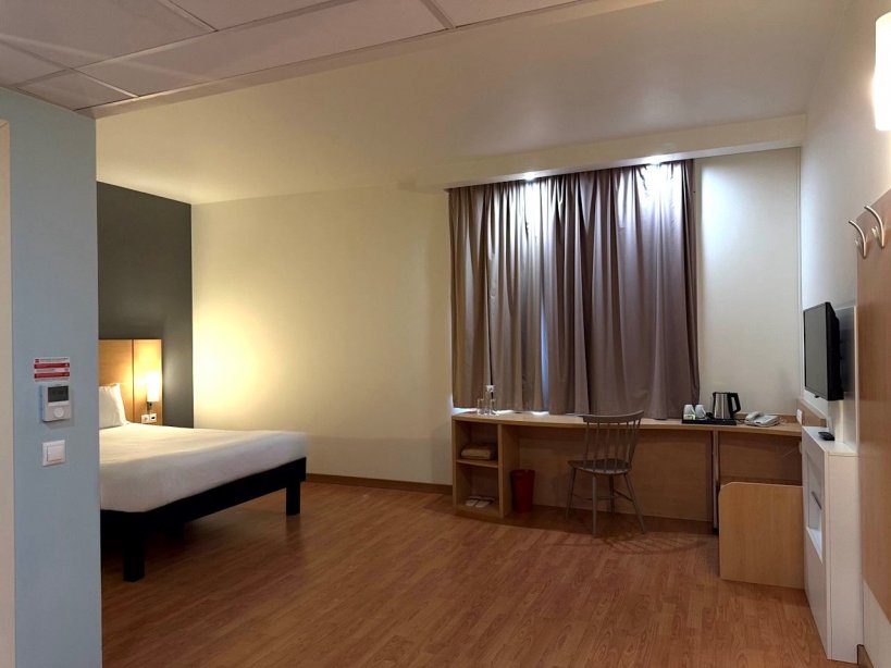 Standard room, for people with limited mobility - with a double bed