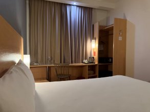 Стандартный номер - с двуспальной кроватью: Photo 4