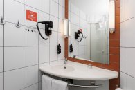Стандартный номер - с двуспальной кроватью: Фотография 5
