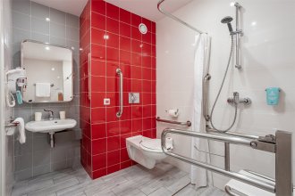 Стандартный номер - с двуспальной кроватью: Фотография 6