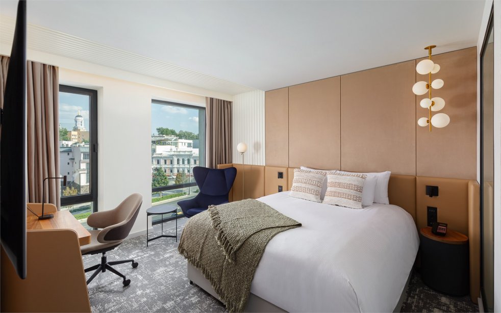 Superior Suite, with city view - with 1 double bed and a sofa