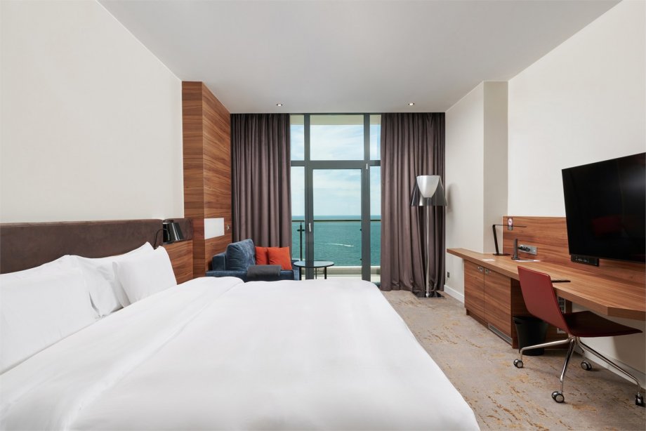 Deluxe Room with Sea View - with a double bed