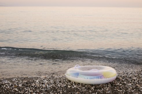 Going to the sea: what to take with you on a trip