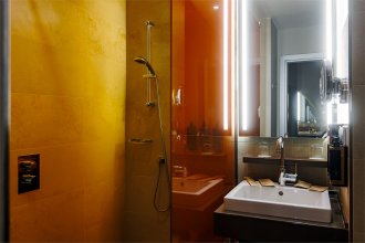 Семейный Люкс c большой двуспальной кроватью: Фотография 5