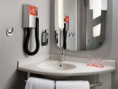 Стандартный номер - с двуспальной кроватью: Фотография 6