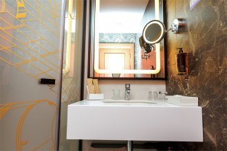 Classic Double Bed Room: Photo 4