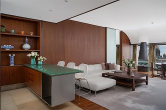 SO VVIP Presidential Suite with Jacuzzi and Fireplace – with a large double bed: Photo 8