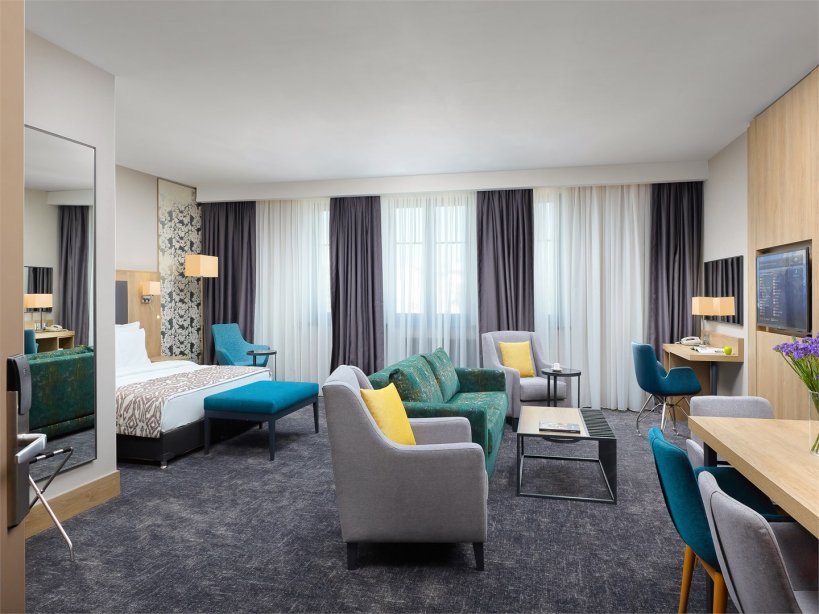 Privilege Room with Double Bed and Sofa