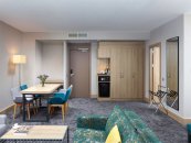 Privilege Room with Double Bed and Sofa: Photo 5