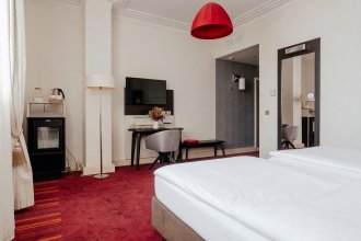Classic Room - with 2 single beds: Photo 6
