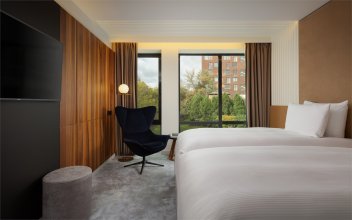 Superior Room, with courtyard view - with 2 single Beds: Photo 2