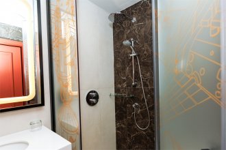 Classic Single Bed Room: Photo 5
