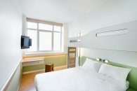 Standard Room – Double Bed with Bunk Bed: Photo 6