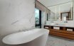 Deluxe Suite, with city view - with 1 double bed: Photo 8