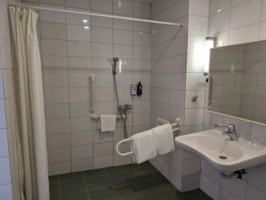 Стандартный номер, для маломобильных - с двумя односпальными кроватями: Photo 2