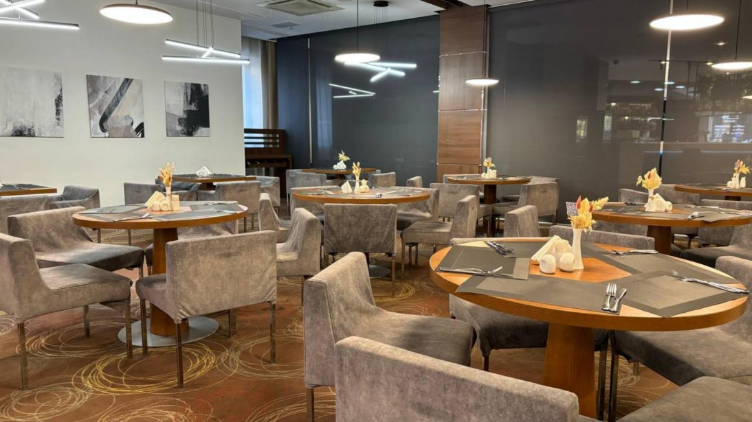 Olive Lounge Restaurant