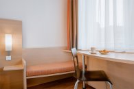 Standard Room with 2 Single Beds: Photo 6