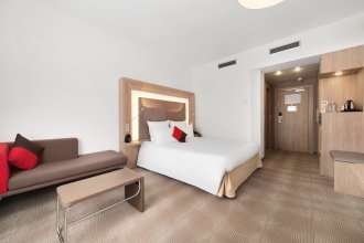 Standard Room - with a double bed or 2 single beds: Photo 2