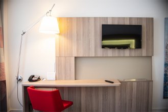 Standard Double Room: Photo 3