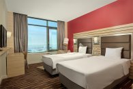 Classic Room with Sea View - with 2 single Beds: Photo 4