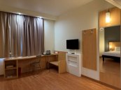 Standard room, for people with limited mobility - with a double bed: Photo 5